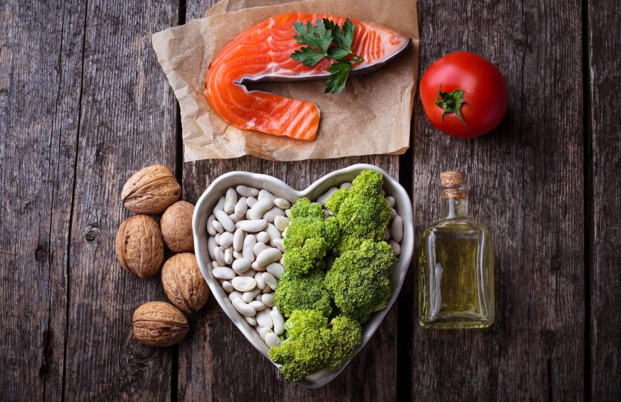 Cholesterol diet, healthy food for heart