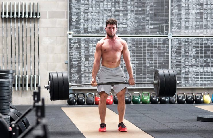 Crossfit athlete doing a deadlift